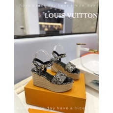 Louis Vuitton Sandals